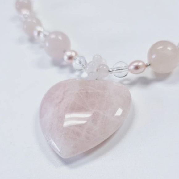 Lee Sands Silver Tone Pink Rose Quartz Heart Necklace 22" - Picture 3 of 5
